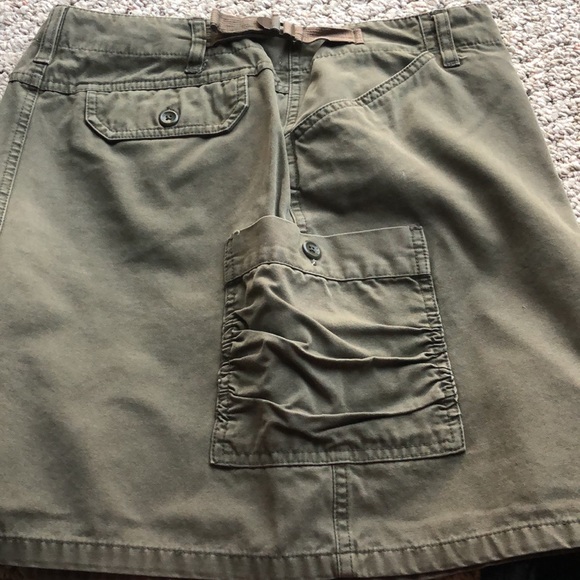 Size 4 small vintage Old Navy army green denim skirt adjustable side “belt” - Picture 3 of 4